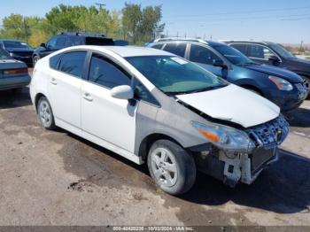  Salvage Toyota Prius