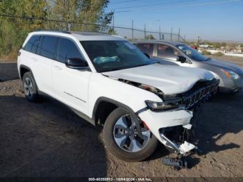  Salvage Jeep Grand Cherokee