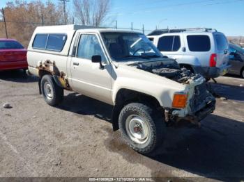  Salvage Toyota Pickup