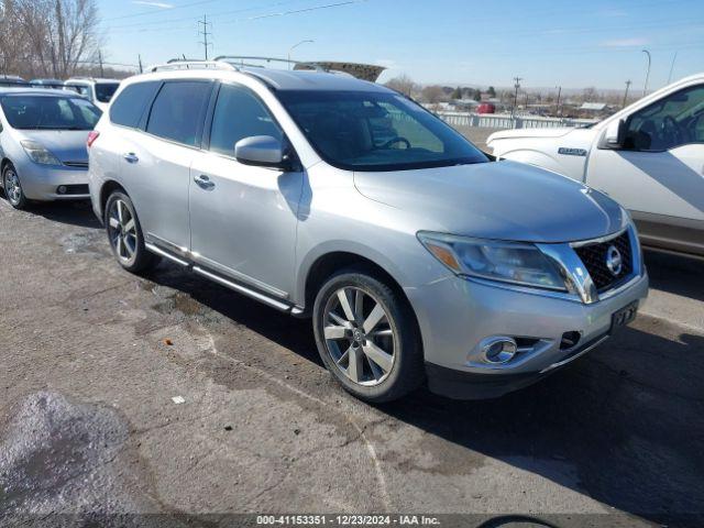  Salvage Nissan Pathfinder