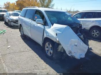  Salvage Toyota Sienna