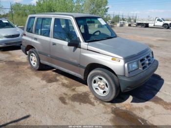  Salvage Chevrolet Tracker