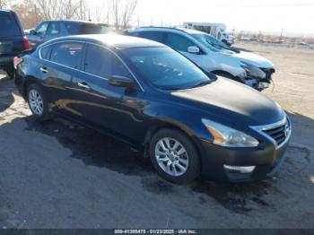  Salvage Nissan Altima