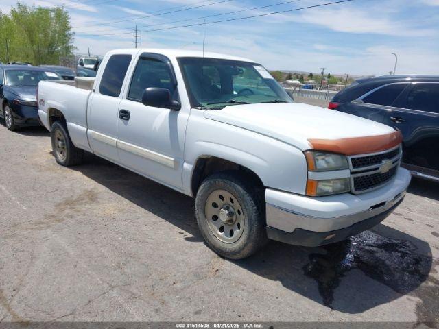  Salvage Chevrolet Silverado 1500
