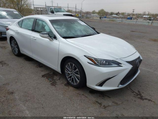  Salvage Lexus Es