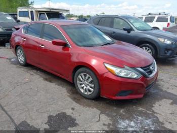  Salvage Nissan Altima