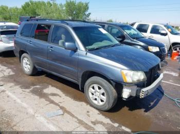  Salvage Toyota Highlander