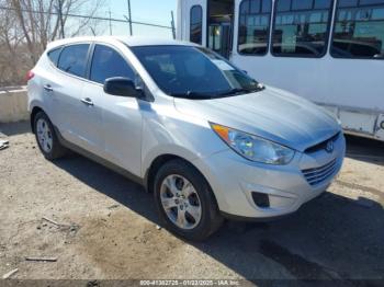 Salvage Hyundai TUCSON