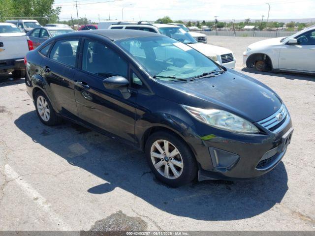  Salvage Ford Fiesta
