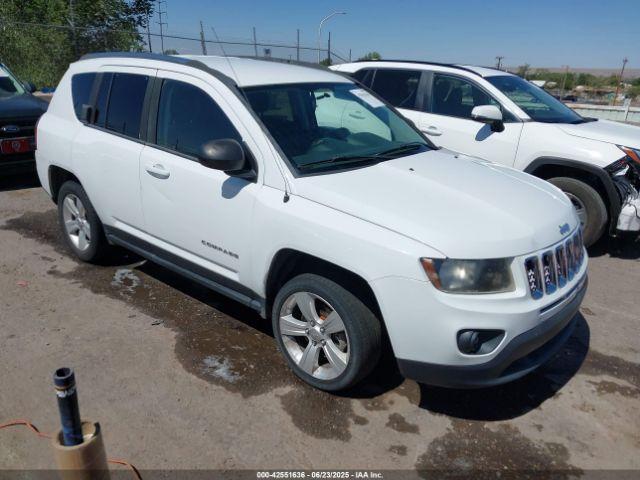  Salvage Jeep Compass