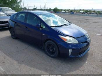  Salvage Toyota Prius