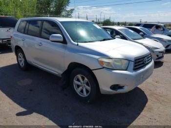  Salvage Toyota Highlander