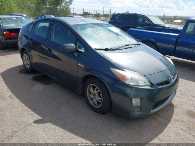  Salvage Toyota Prius