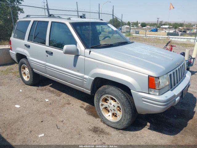  Salvage Jeep Grand Cherokee