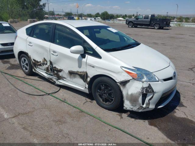  Salvage Toyota Prius