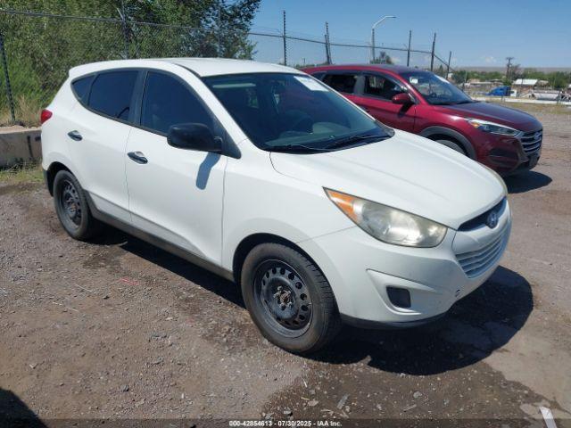  Salvage Hyundai TUCSON