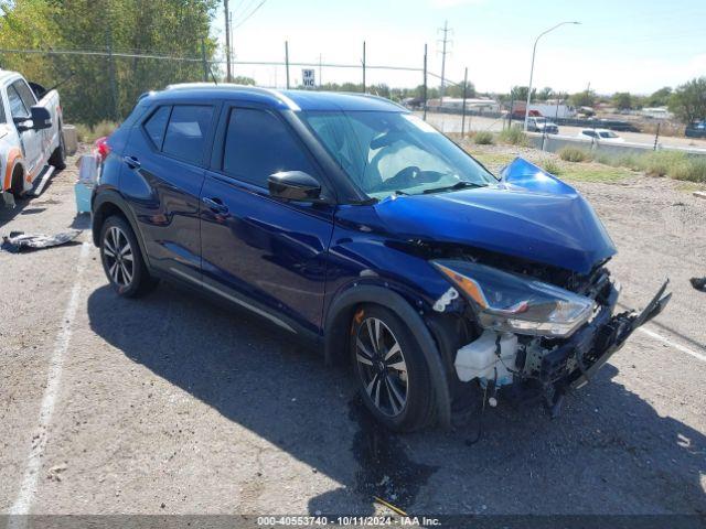  Salvage Nissan Kicks