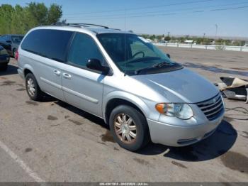  Salvage Chrysler Town & Country