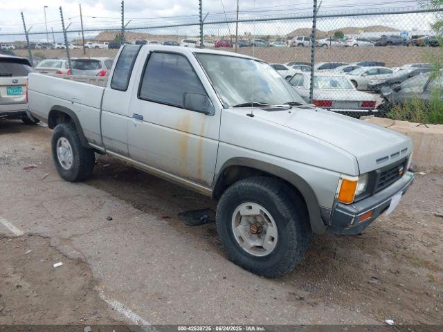  Salvage Nissan D21