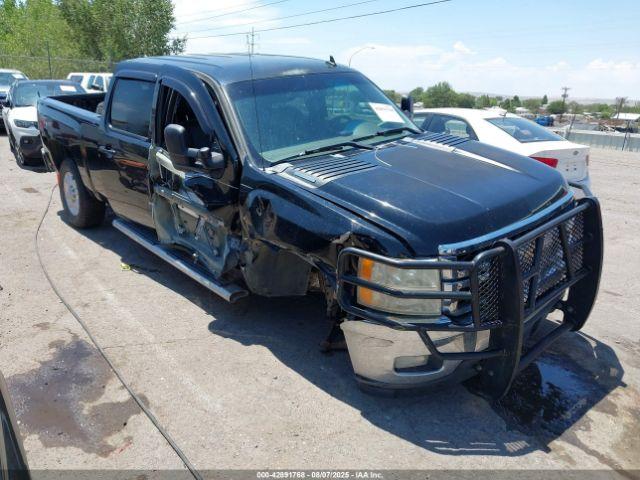  Salvage Chevrolet Silverado 2500