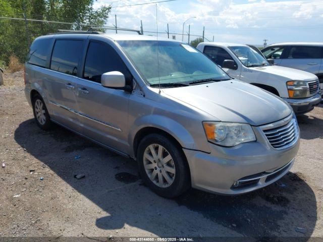  Salvage Chrysler Town & Country