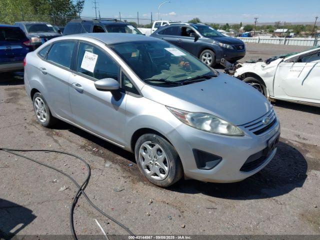  Salvage Ford Fiesta