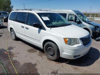  Salvage Chrysler Town & Country