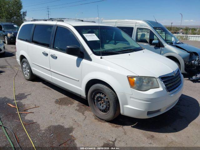  Salvage Chrysler Town & Country