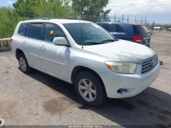  Salvage Toyota Highlander