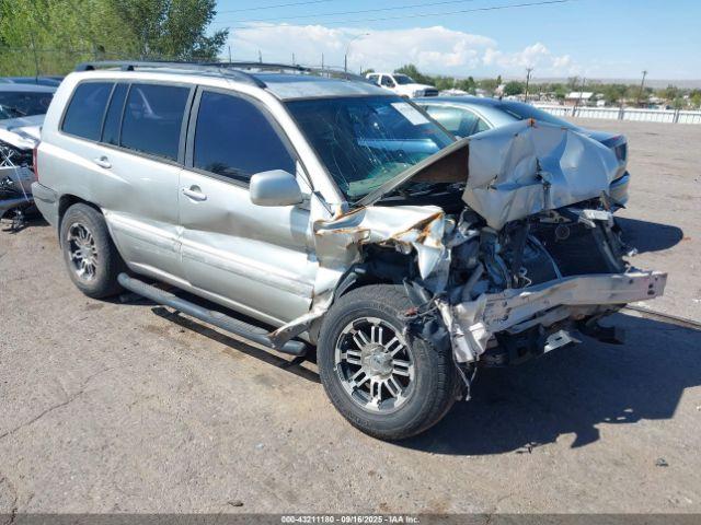  Salvage Toyota Highlander