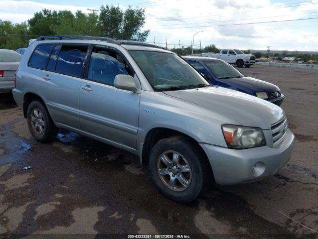 Salvage Toyota Highlander
