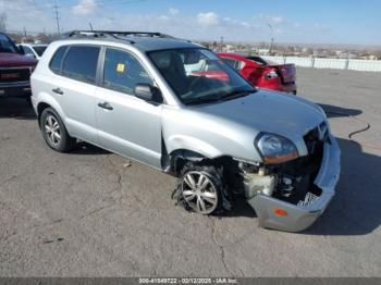  Salvage Hyundai TUCSON