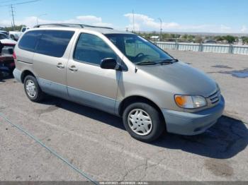  Salvage Toyota Sienna