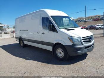  Salvage Mercedes-Benz Sprinter 2500