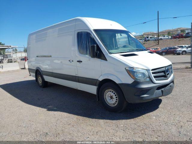  Salvage Mercedes-Benz Sprinter 2500