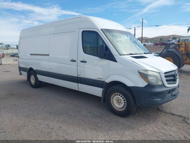  Salvage Mercedes-Benz Sprinter 2500