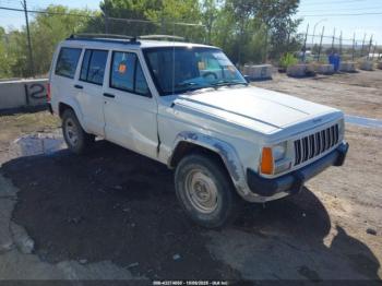  Salvage Jeep Cherokee