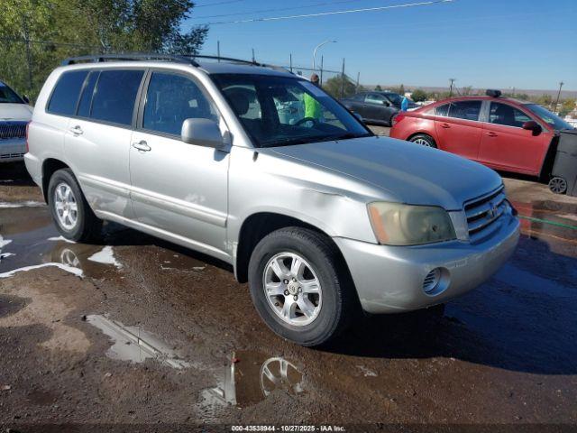  Salvage Toyota Highlander