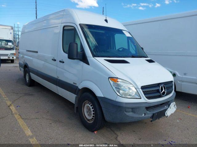  Salvage Mercedes-Benz Sprinter 2500