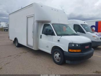  Salvage General Motors Savana Cutaway 4500