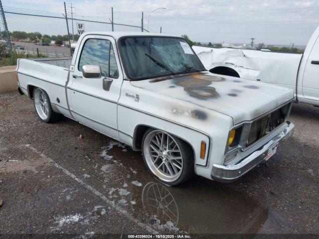  Salvage Chevrolet Pickup
