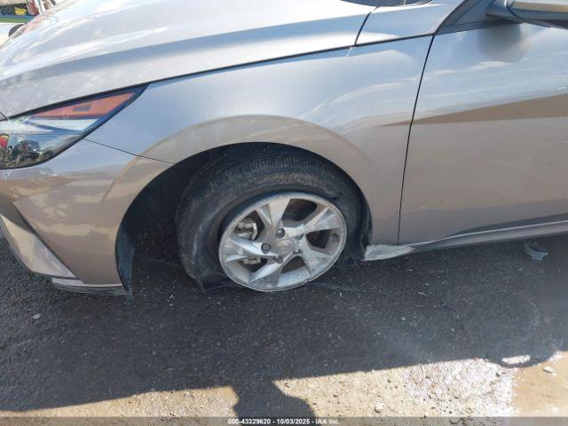 Hyundai ELANTRA Se Image 11