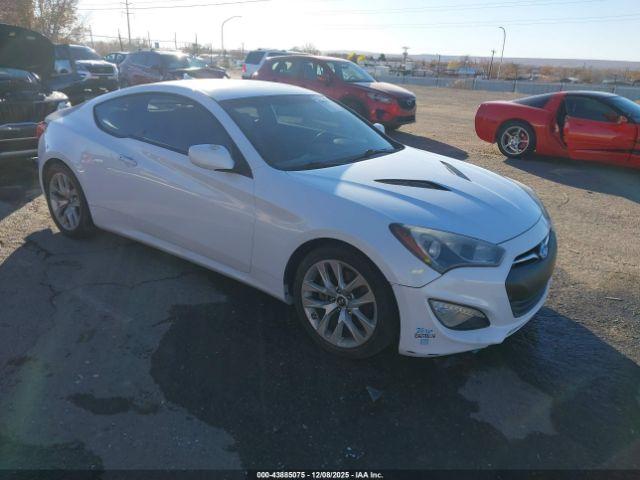  Salvage Hyundai Genesis