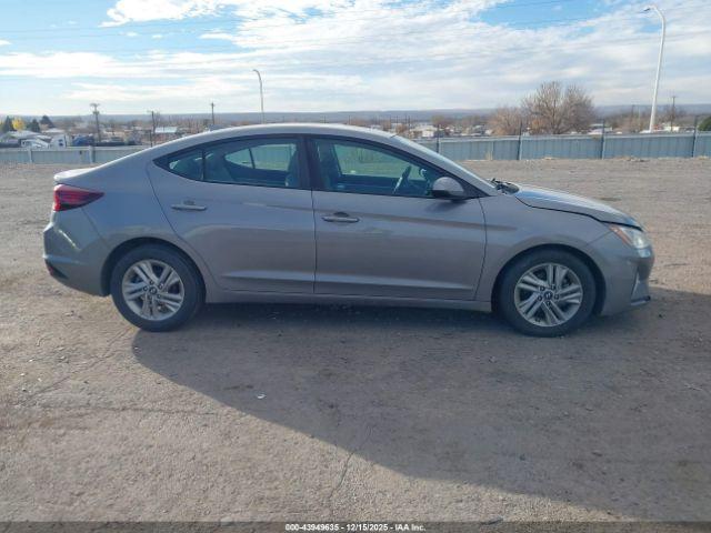 Hyundai ELANTRA Sel Image 14