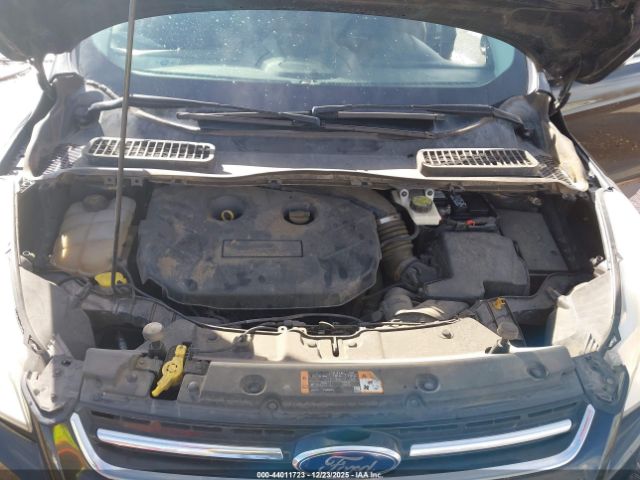 Ford Escape Titanium Image 10