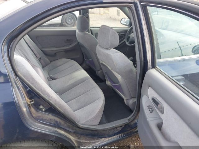 Hyundai ELANTRA Image 9