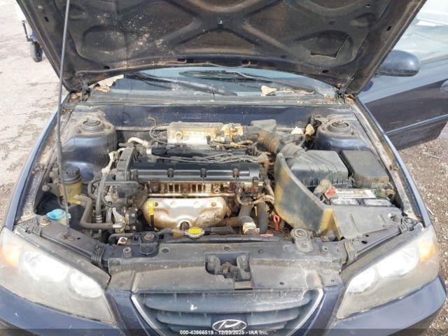 Hyundai ELANTRA Image 5