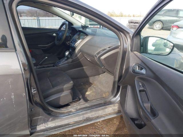 Ford Focus Sel Image 9