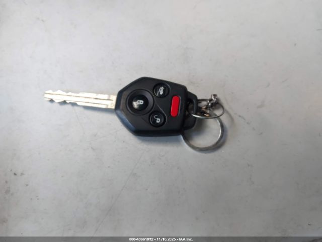 Subaru Outback 2.5i Limited Image 12