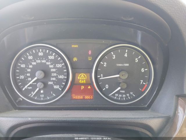 BMW 3 Series Image 10